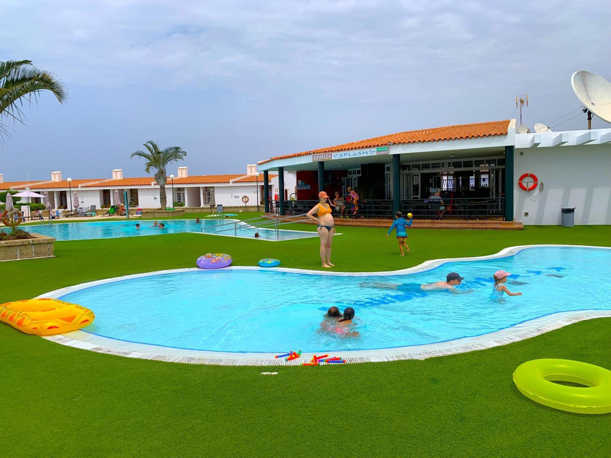Ocean Breeze And Seaview Resort Costa Adeje  Bagian luar foto
